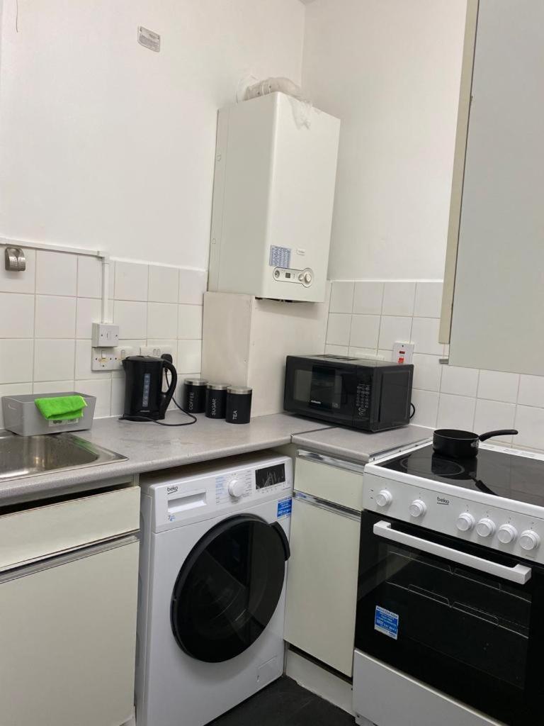 Comfy Private Rooms In Camden Town, Central لندن المظهر الخارجي الصورة